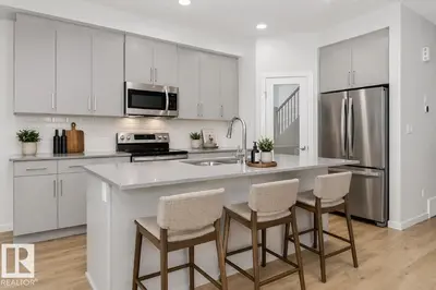 Interior photo 1 of 2756 7 AV SW