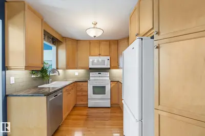 Interior photo 4 of 14309 101 AV NW