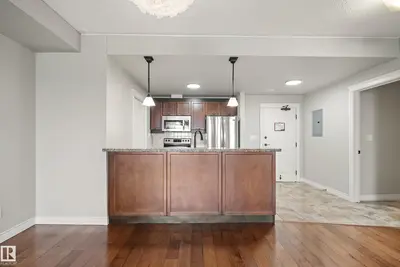 Interior photo 3 of 