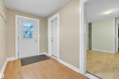 Interior photo 1 of 5309 51 AV