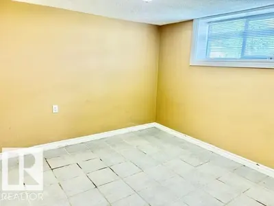 Interior photo 1 of 5320 50 ave
