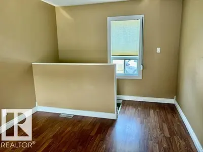Interior photo 3 of 5320 50 ave