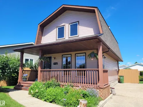 9516 173 AV NW, Edmonton - $357,500