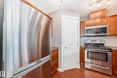 Interior photo 4 of 15152 33 ST NW