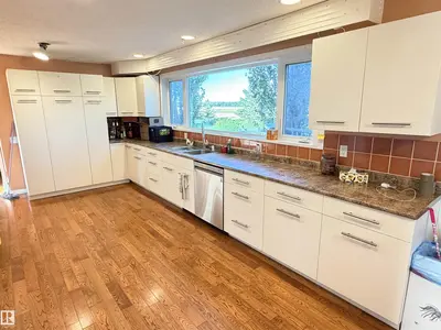 Photo 2 of 26418 TWP RD 633