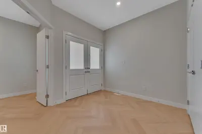 Interior photo 1 of 379 Linden LO