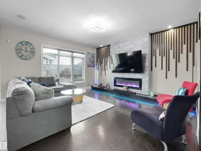 Interior photo 2 of 2422 WARRY PL SW