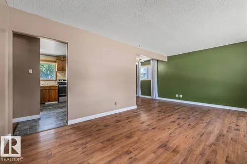 10544 53 AV NW, Edmonton - $420,000