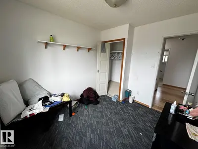 Interior photo 3 of 