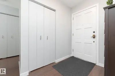 Interior photo 1 of 63 WAVERLEY CR