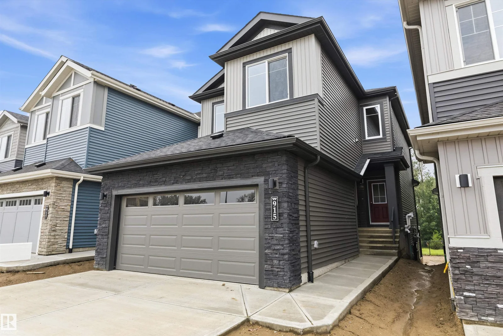 915 Elderberry LD NW, Edmonton - 4 bedroom Detached Single Family for sale
