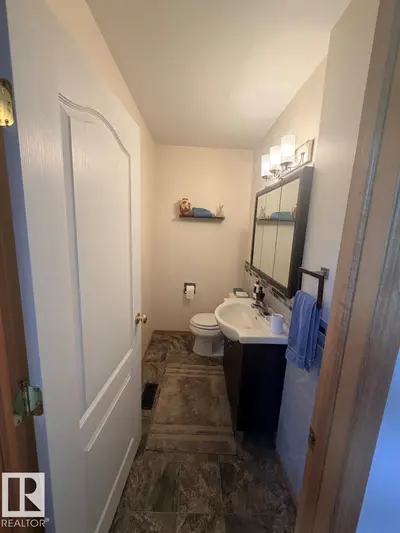 Interior photo 4 of #2 24228 TWP ROAD 554