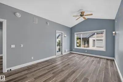 Interior photo 3 of #18 2565 Hanna CR NW