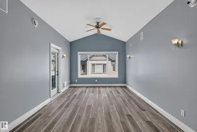 Interior photo 2 of #18 2565 Hanna CR NW