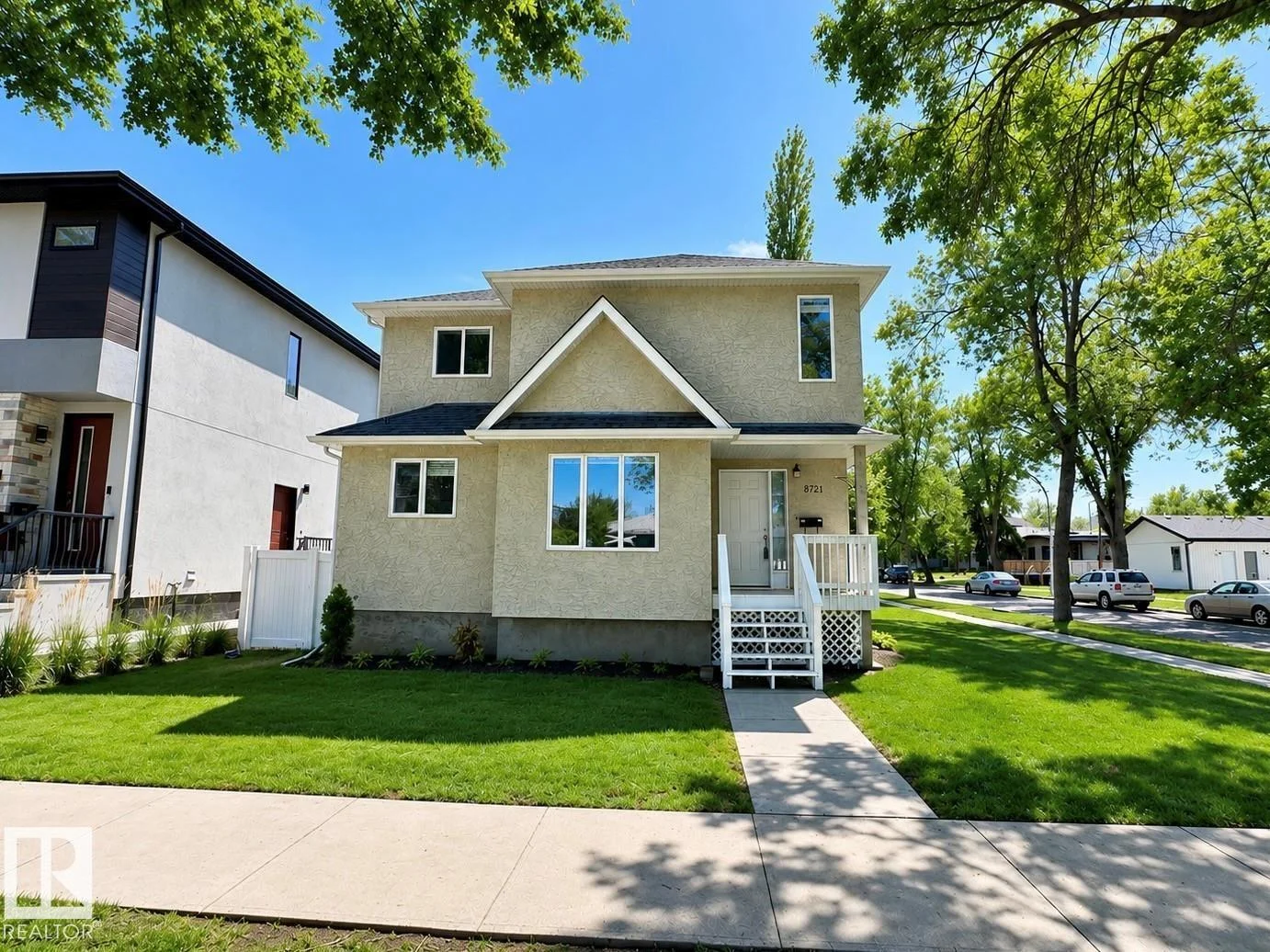 8721 88 AV NW, Edmonton - 4 bedroom Duplex for sale