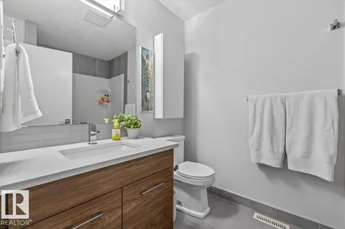 9237 92 ST NW, Edmonton - $575,000