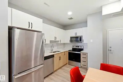 Interior photo 1 of #106 856 secord BV NW NW