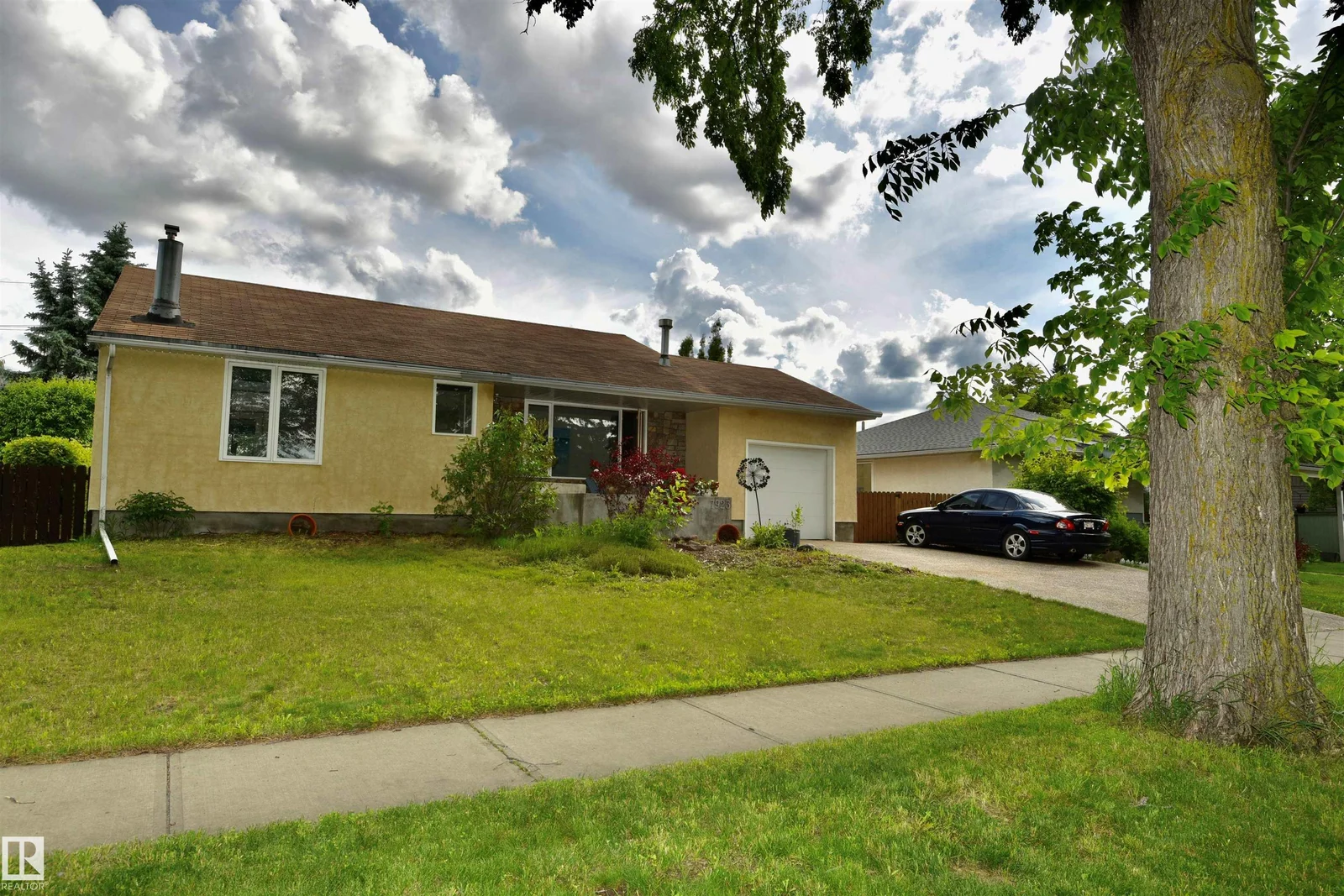 7923 94 AV NW NW, Edmonton - 4 bedroom Detached Single Family for sale