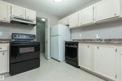 Interior photo 3 of #23 14620 26 ST NW