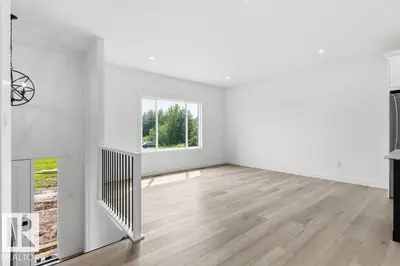 Interior photo 2 of #55 54013 RGE ROAD 30