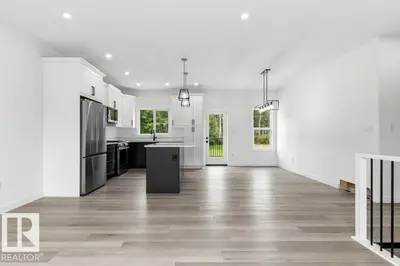 Interior photo 4 of #401 55108 RANGE ROAD 15