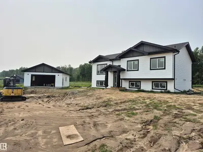 Interior photo 1 of #401 55108 RANGE ROAD 15