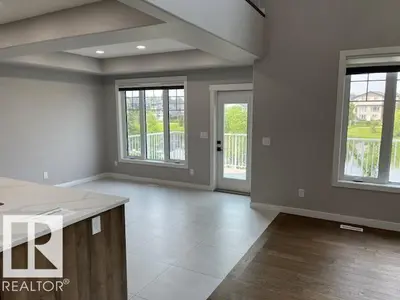 Interior photo 2 of 3810 46 AV