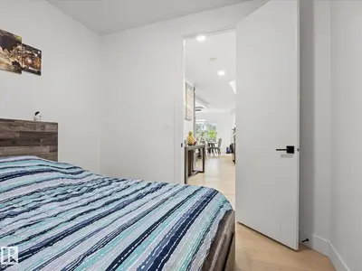 Interior photo 2 of 3708 1 AV SW