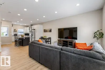 Interior photo 3 of #38 150 EVERITT DR
