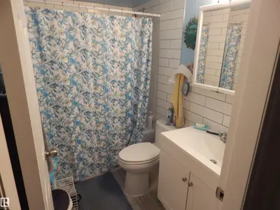 Interior photo 4 of #204 4601 131 AV NW