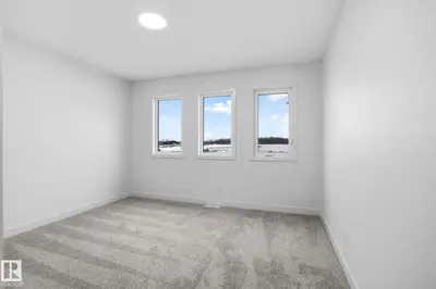 Interior photo 4 of 3713 ERLANGER DR NW