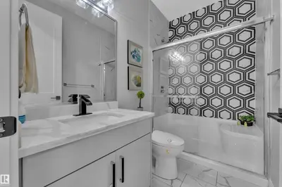 Interior photo 4 of 8025 174A AV NW