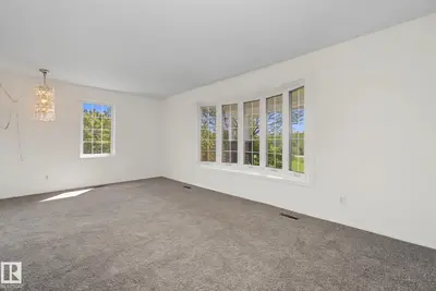 Interior photo 4 of 51357 RGE ROAD 231