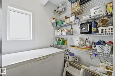 Interior photo 4 of 714 DALHOUSIE WY NW