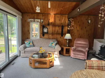 Interior photo 2 of 603 Long Lake DR