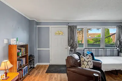 Interior photo 1 of 219 VILLAGE ON THE GREEN GR NW