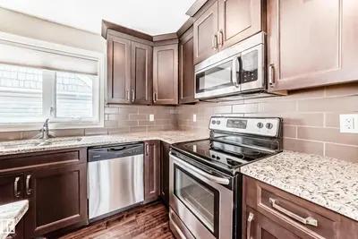 Interior photo 4 of 10519 114 AV NW