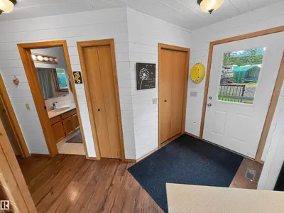 Interior photo 3 of 52214 RGE ROAD 12