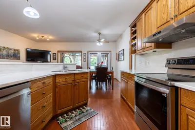 Interior photo 4 of #6 9 DEER PARK DR