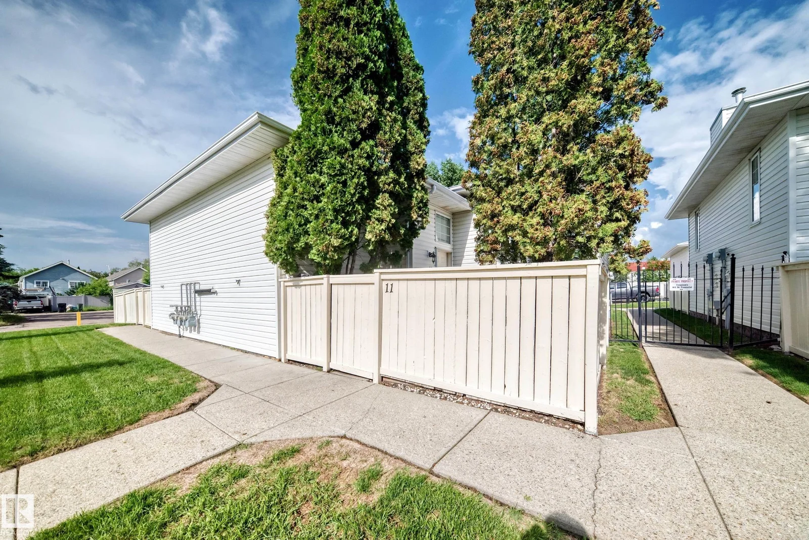 11 KIRKWOOD WY NW, Edmonton - 3 bedroom Townhouse for sale