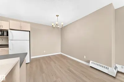 Interior photo 2 of 
