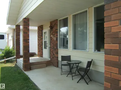Interior photo 1 of 4110 48 ST