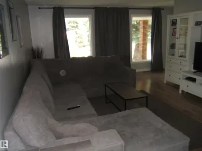 Interior photo 2 of 4110 48 ST