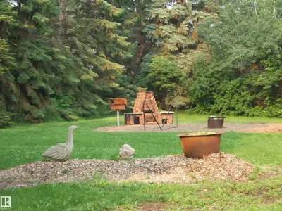 Interior photo 4 of 163062 TWP RD 565