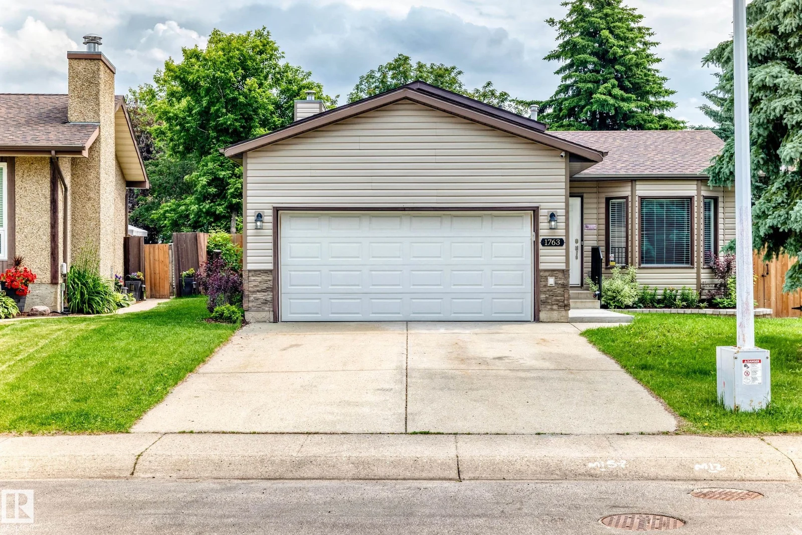 1763 48A ST NW, Edmonton - 4 bedroom Detached Single Family for sale