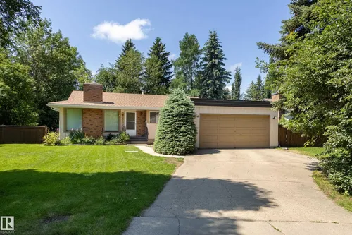 84 LAROSE DR, St. Albert - $409,900