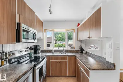 Interior photo 4 of 15612 83 AV NW