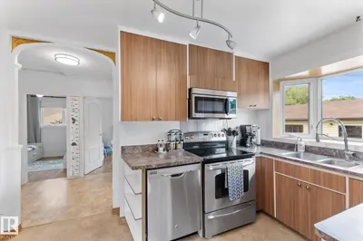 Interior photo 3 of 15612 83 AV NW