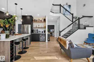 Interior photo 3 of 147 HENDERSON LI