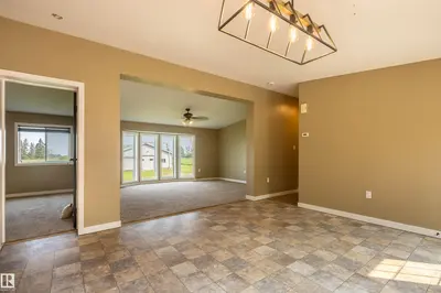 Interior photo 3 of 59425 Rg Rd 260